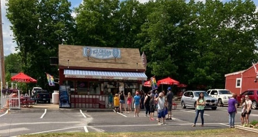 This Tiny NH Ice Cream Stand Serves Delightfully Massive Treats